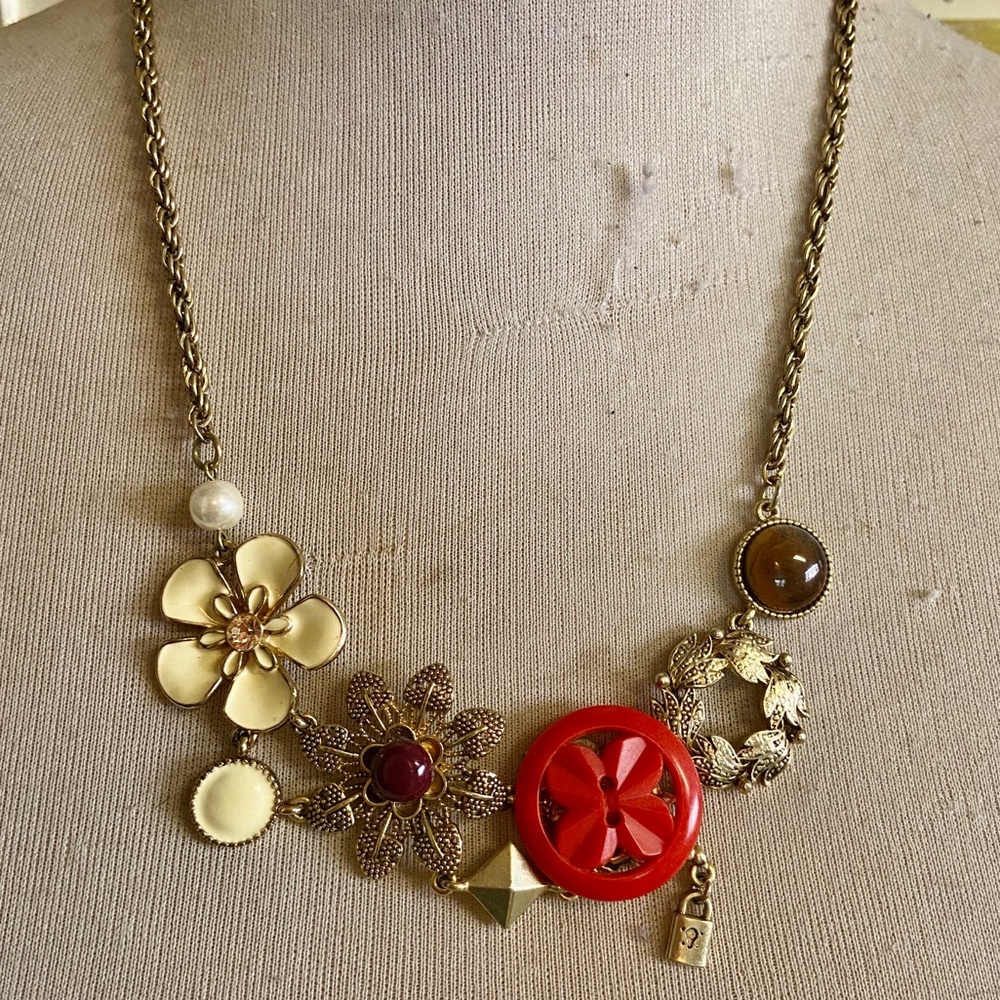 Fcuk French connection UK statement necklace